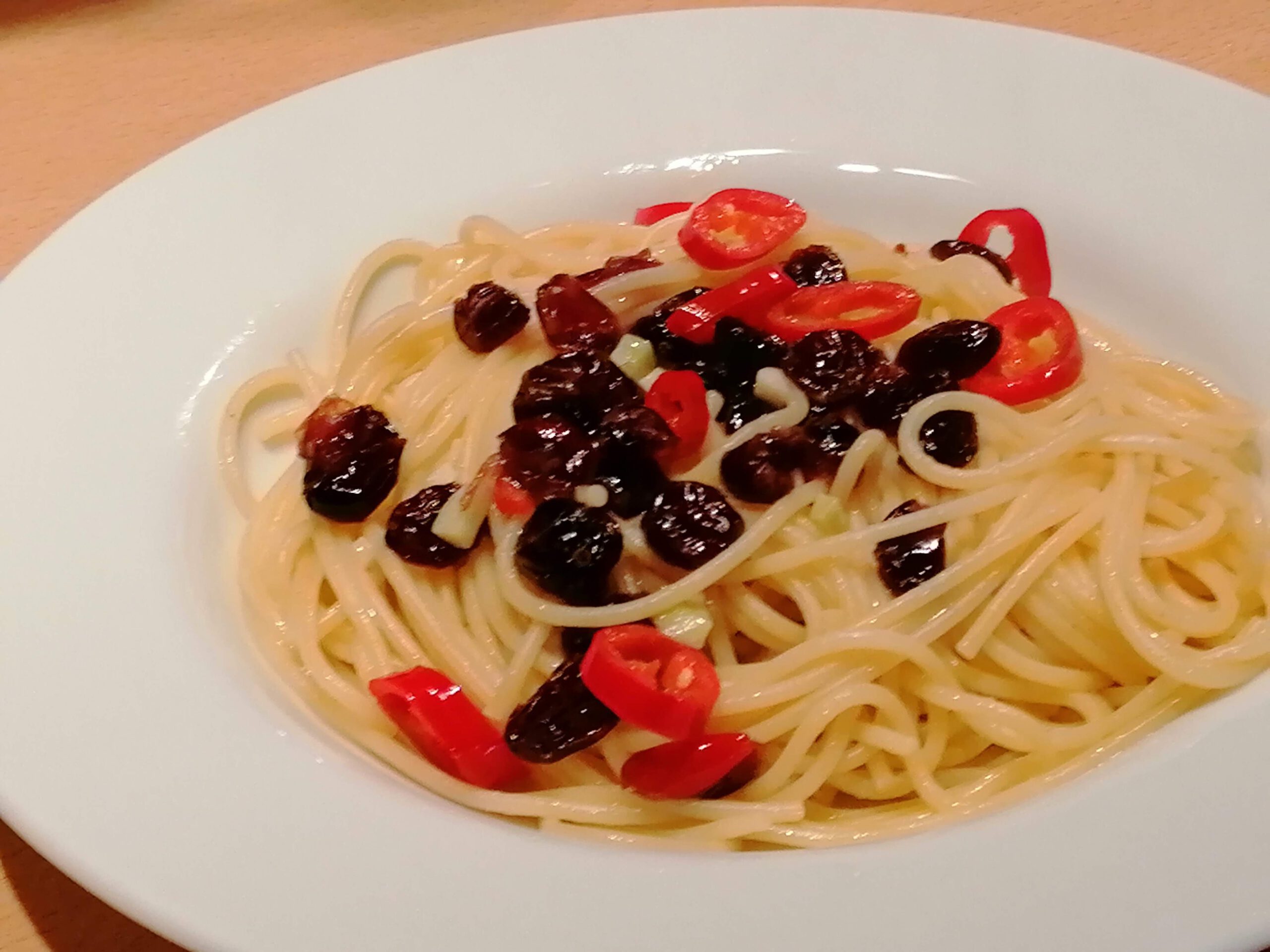 Spaghetti mit Chili und Cranberries - Heiss und fettig